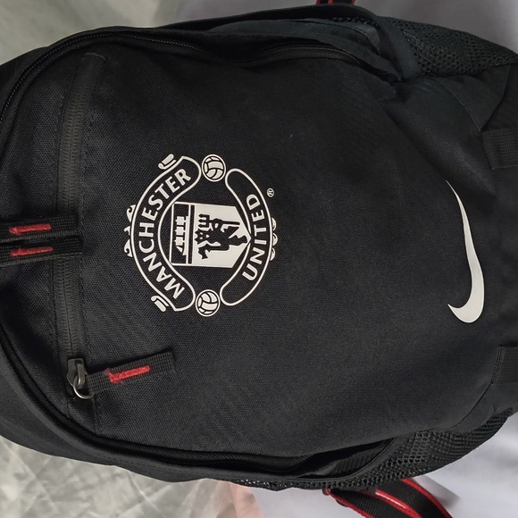 Nike Manchester United Black/Red/White Backpack - Picture 3 of 11